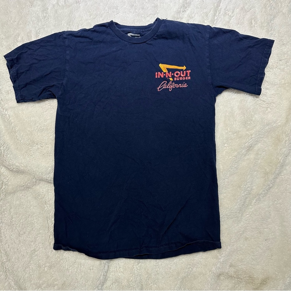 In-n-out burger men’s small t shirt graphic tee